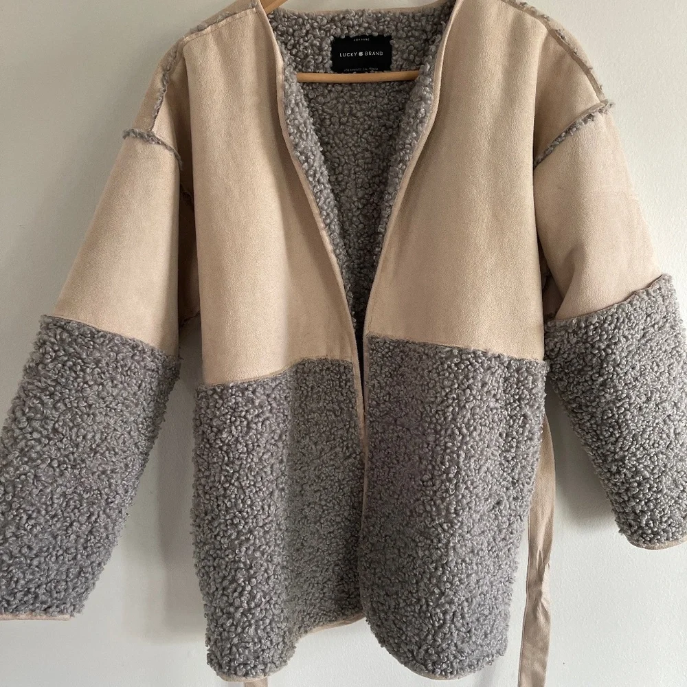 Jacket - Picture 1 of 3